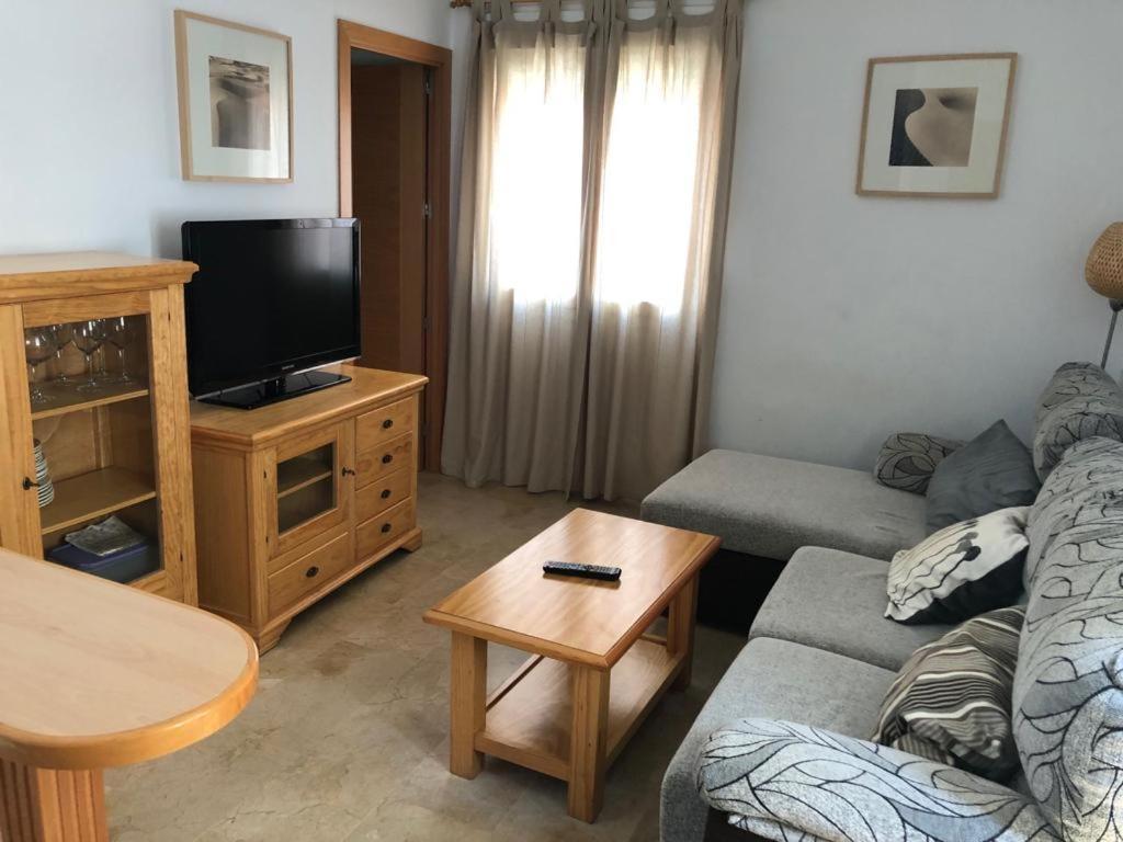 Apartamento En Conil Cerca De Playa Y Centro Conil De La Frontera Bagian luar foto